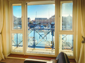 Sailor's Rest - modern flat with water views, Pevensey